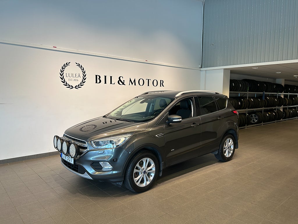 Ford Kuga 2.0 TDCi AWD Titanium|4.99%|Dubb|Drag|MoK|SoV|B-Kam|PDC