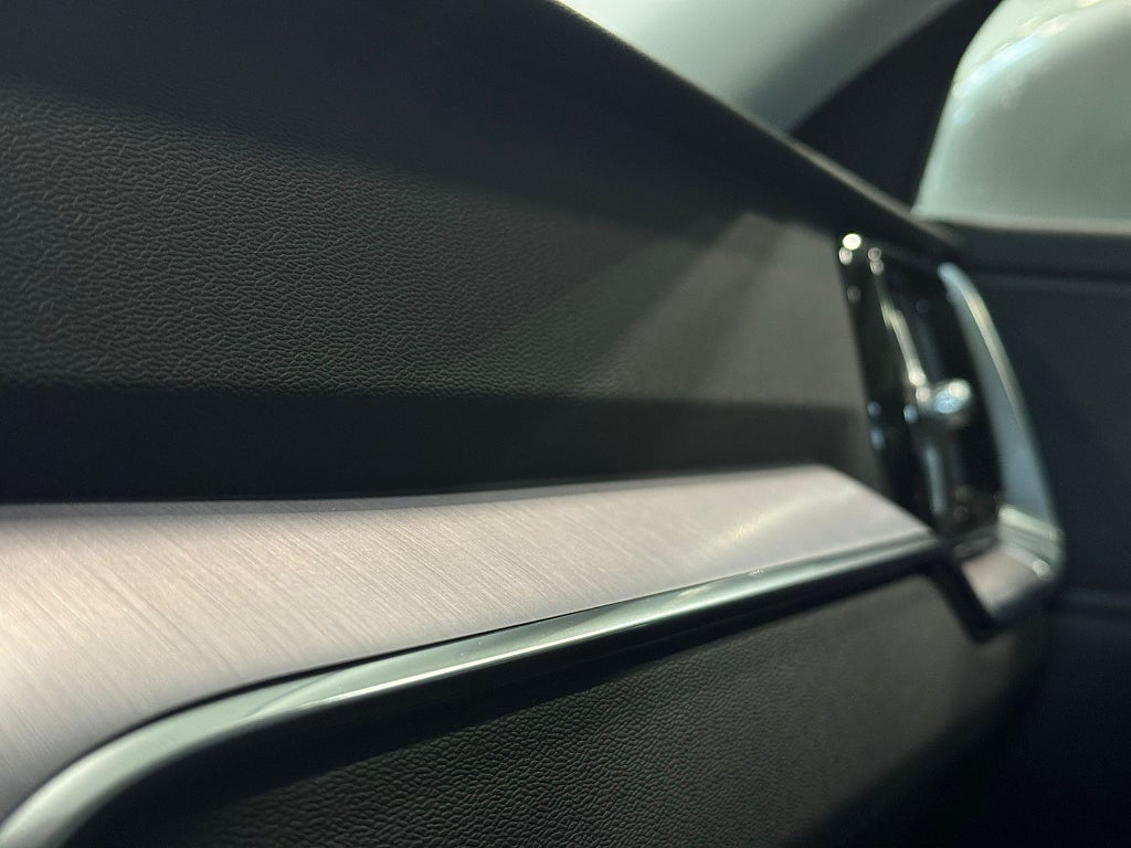Volvo V60 T6 Twin Engine AWD *3,99%*Momentum Advanced Kamera BLIS