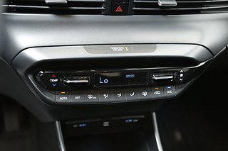 Halvkombi Hyundai i20 19 av 24