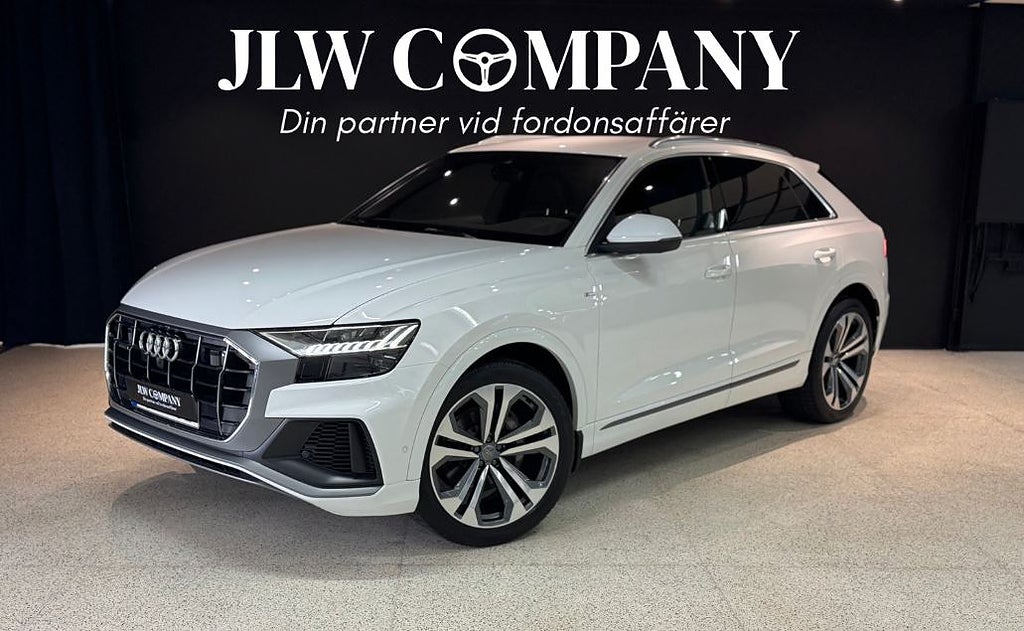 Audi Q8 50 TDI | S-Line  | Matrix-ljus | Luftfjädring | 22" 