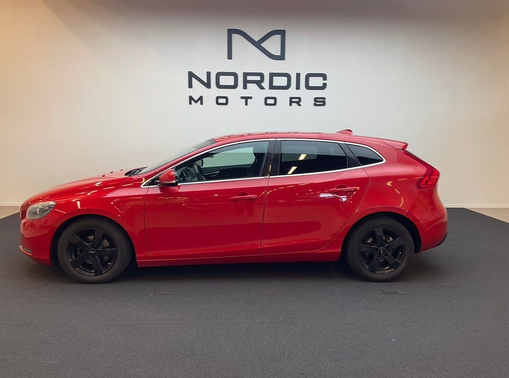 Volvo V40 D2 Manuell/Vinterhjul/Drag/Värmare