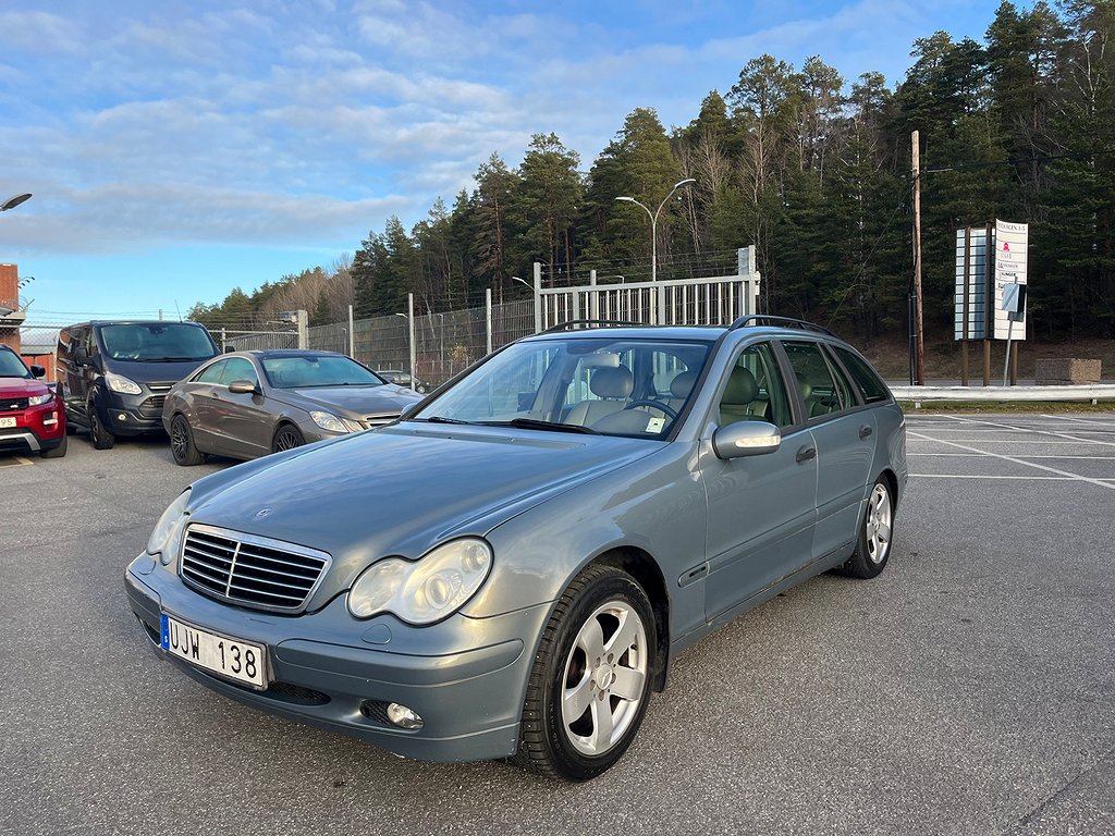 Mercedes-Benz C 180 T Kompressor 143hk Automat Skinn Drag