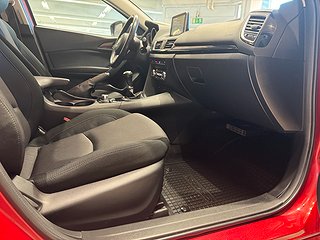 Mazda 3 Sport 2.0 Motorvärmare Psensorer Navigation S&V-däck