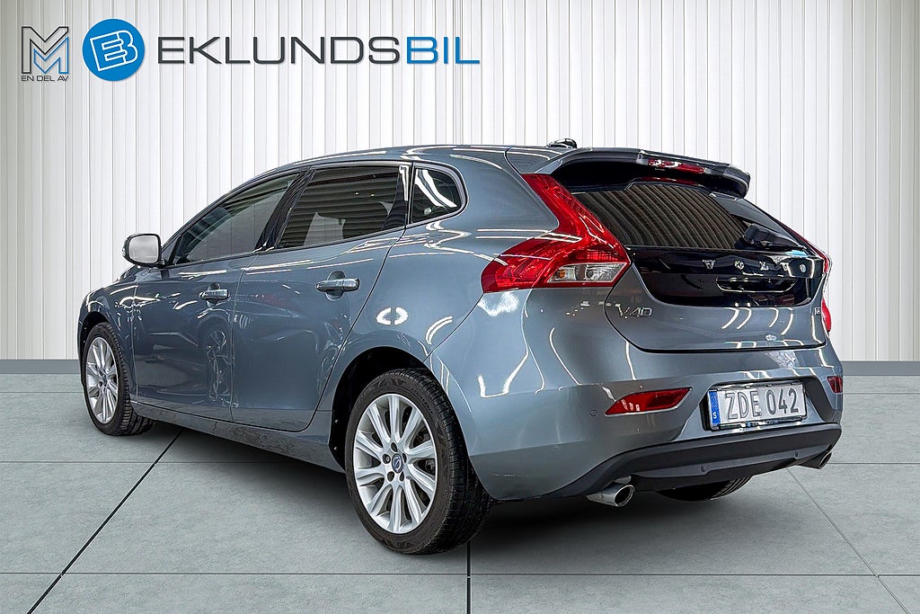 Volvo V40 2018