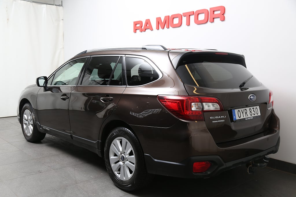 Subaru Outback 2,5i 175hk Base AWD Aut Extraljusramp 1ägare Drag 2017