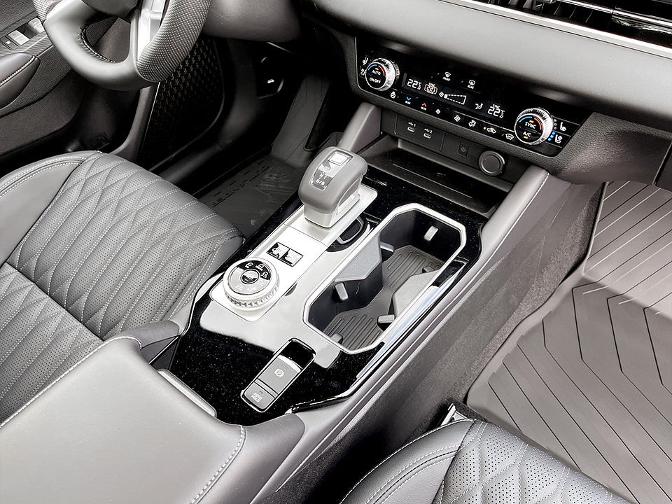 Bild på Mitsubishi Outlander Instyle PHEV 4WD - OMGÅENDE LEVERANS!