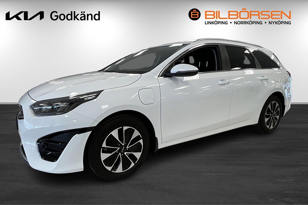 Kia Ceed SW Plug-in Hybrid Action