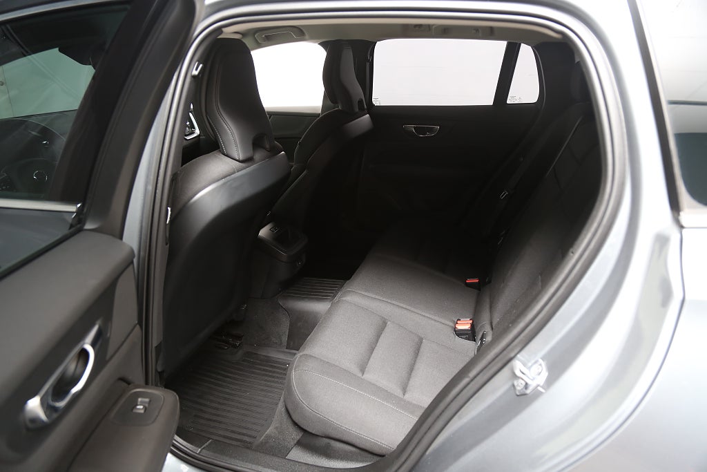 Volvo V60 D4 190hk Momentum Advanced SE II Aut 2021
