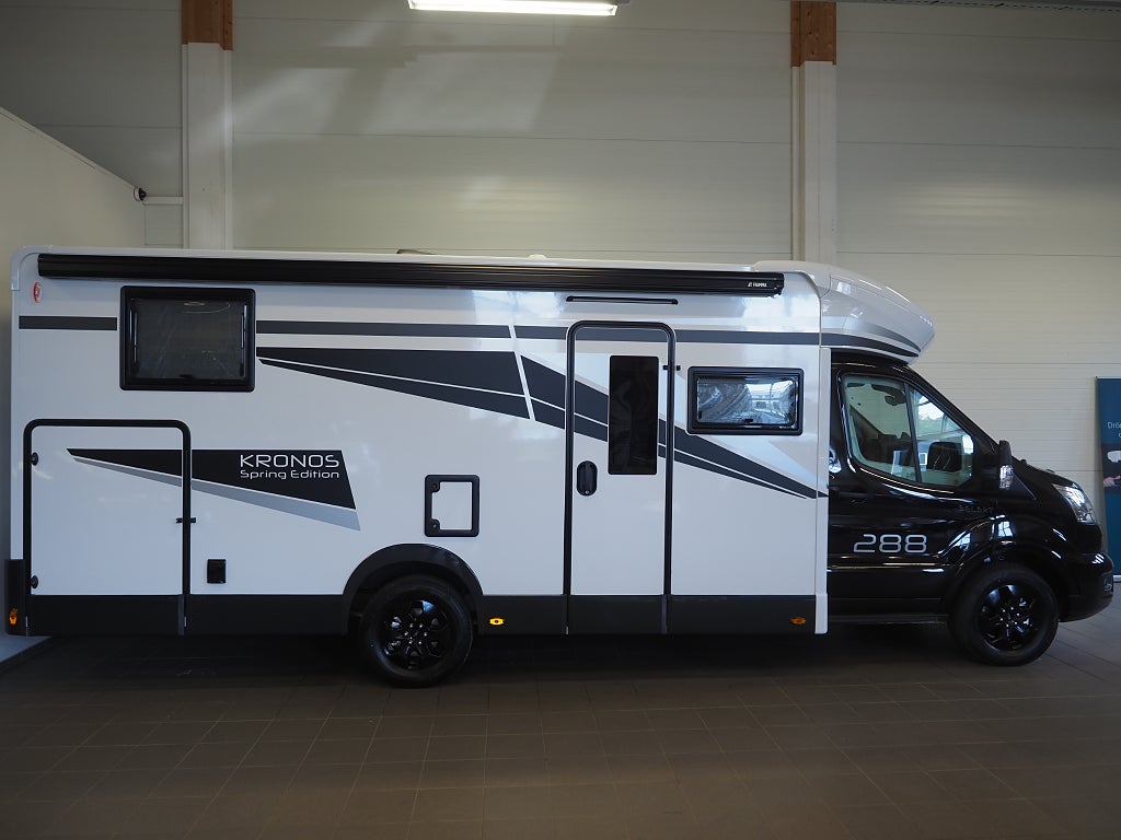 Roller Team Kronos 288 TL Spring Edition I Aut I 165hk I Solcell I Backkamer 2026