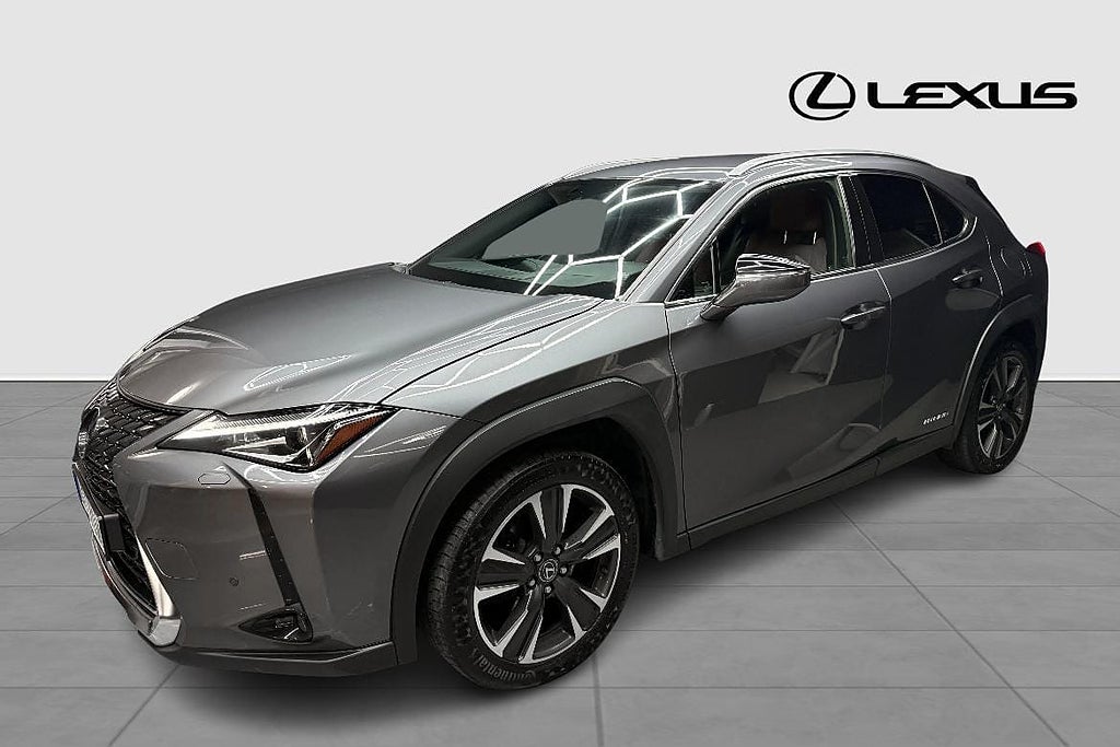 Lexus UX 250H PREMIUM AWD TEKNIKPAKET V-HJUL