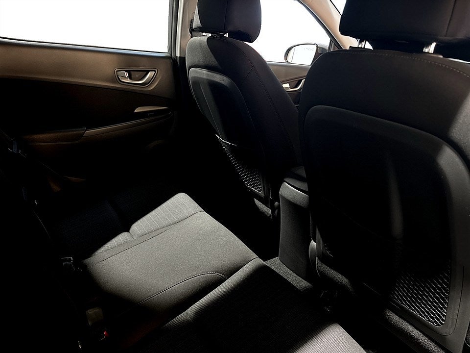 Bild på Hyundai Kona Essential 1.0 T-GDI iMT 120hk - B-KAMERA, DRAG