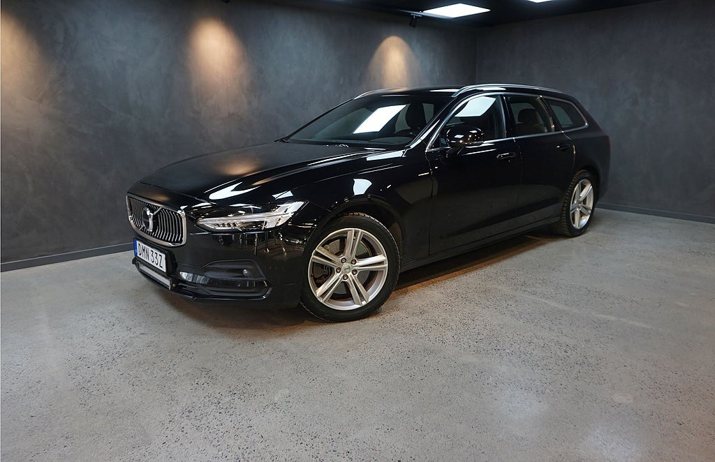 Volvo V90 B4 Automat Momentum Skinn Navi HK