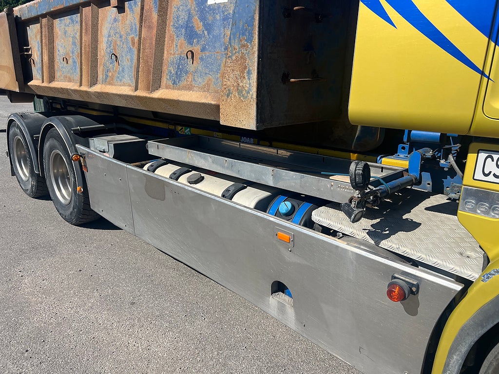 Scania R560 V8 6x4 Lastväxlare, Tandem