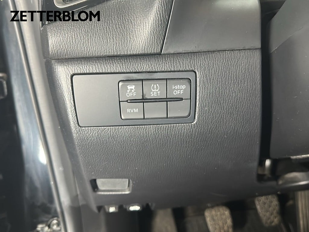 Halvkombi Mazda 3 15 av 18