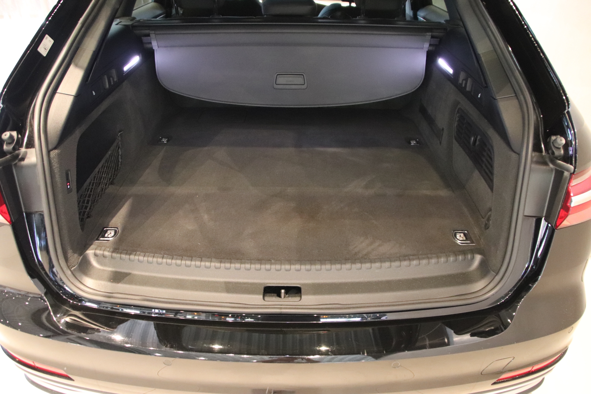 Audi A6 2024, bild 7/51