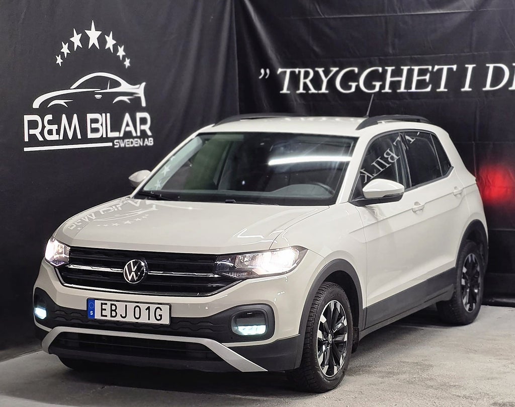 Volkswagen T-Cross 1 ägare, Blå-tand, Cockpit, BLIS, MOMSBIL Ny Serv/Bes!!