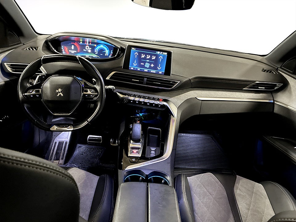Bild på Peugeot 3008 GT HYBRID4 PHEV 300hk Aut CARPLAY NAVI