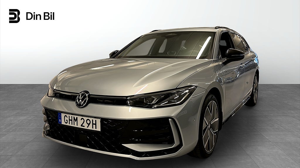 Volkswagen Passat EHYBRID 272HK DSG R-LINE DRAG/PANORAMA