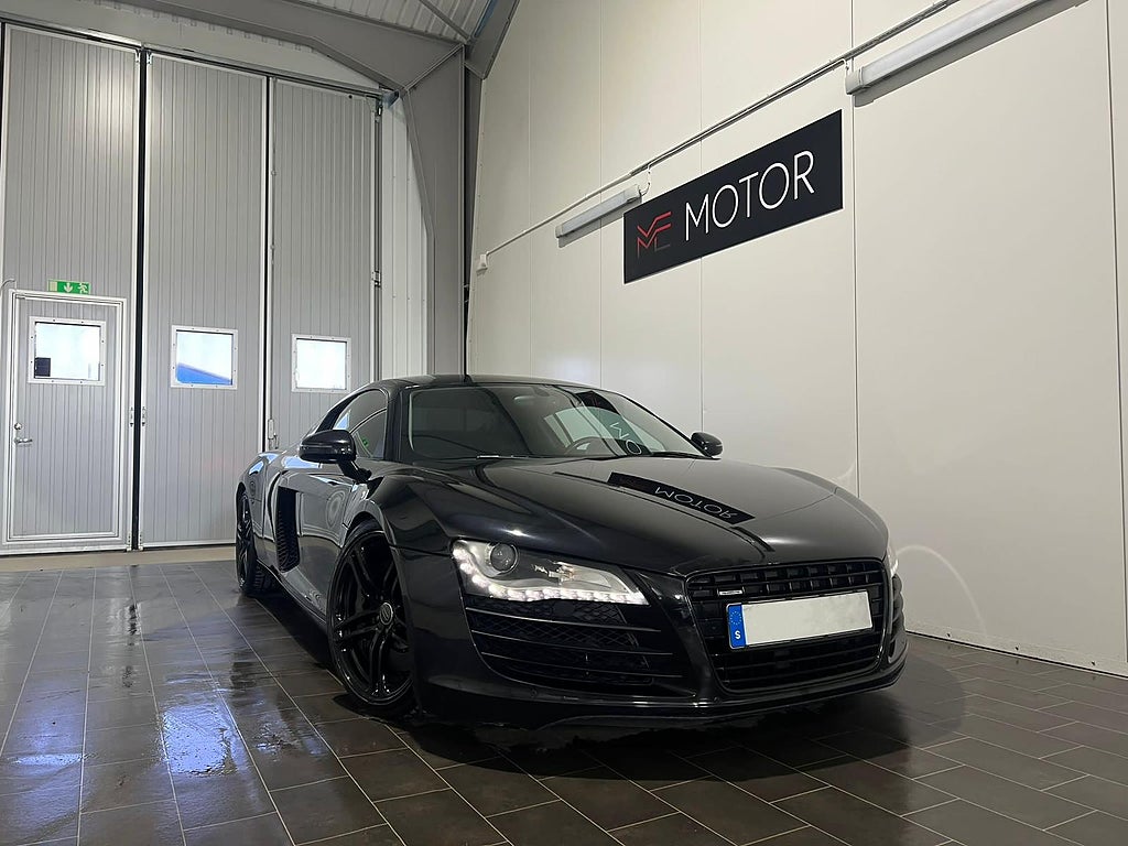 Audi R8 Coupé 4.2 FSI V8 Quattro M-Ride 420hk 2500KR MÅN