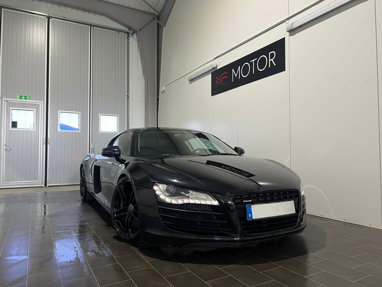 Audi R8
