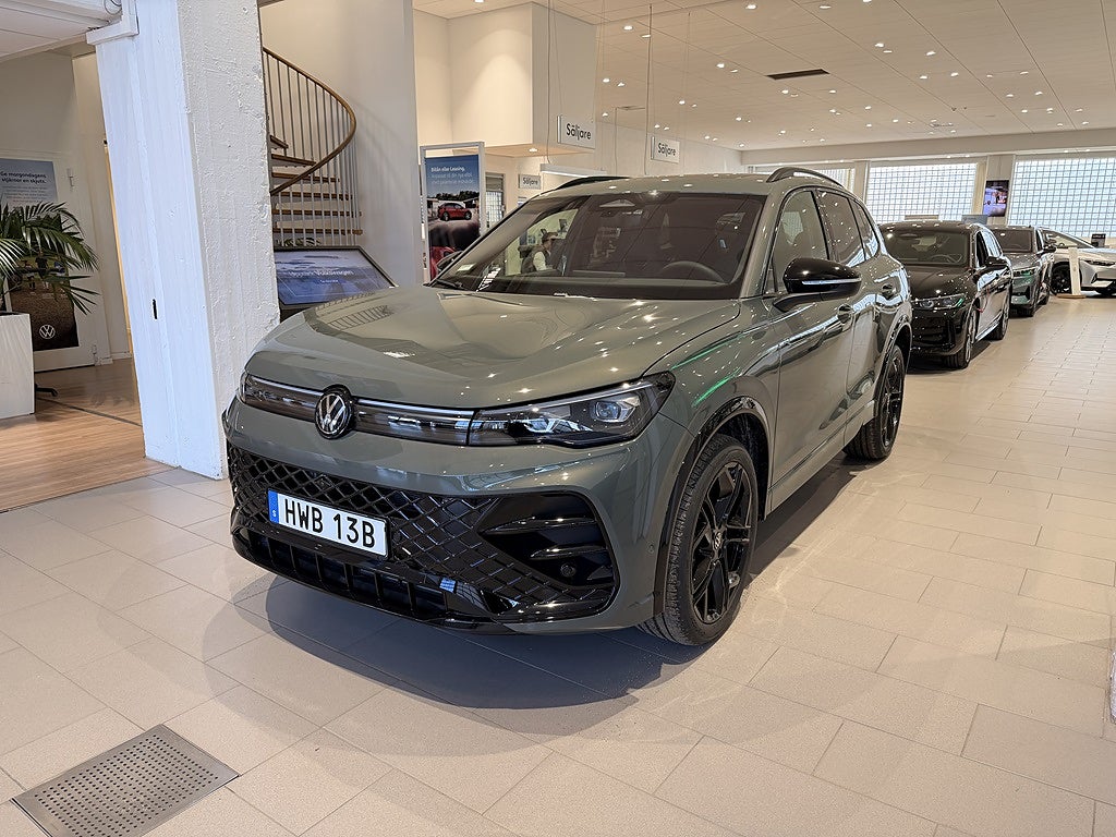 Volkswagen Tiguan R-LINE TDI 193 HK DSG7 4M