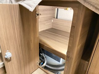 Husbil-integrerad Kabe TMI 860 Imperial LGB 24 av 52