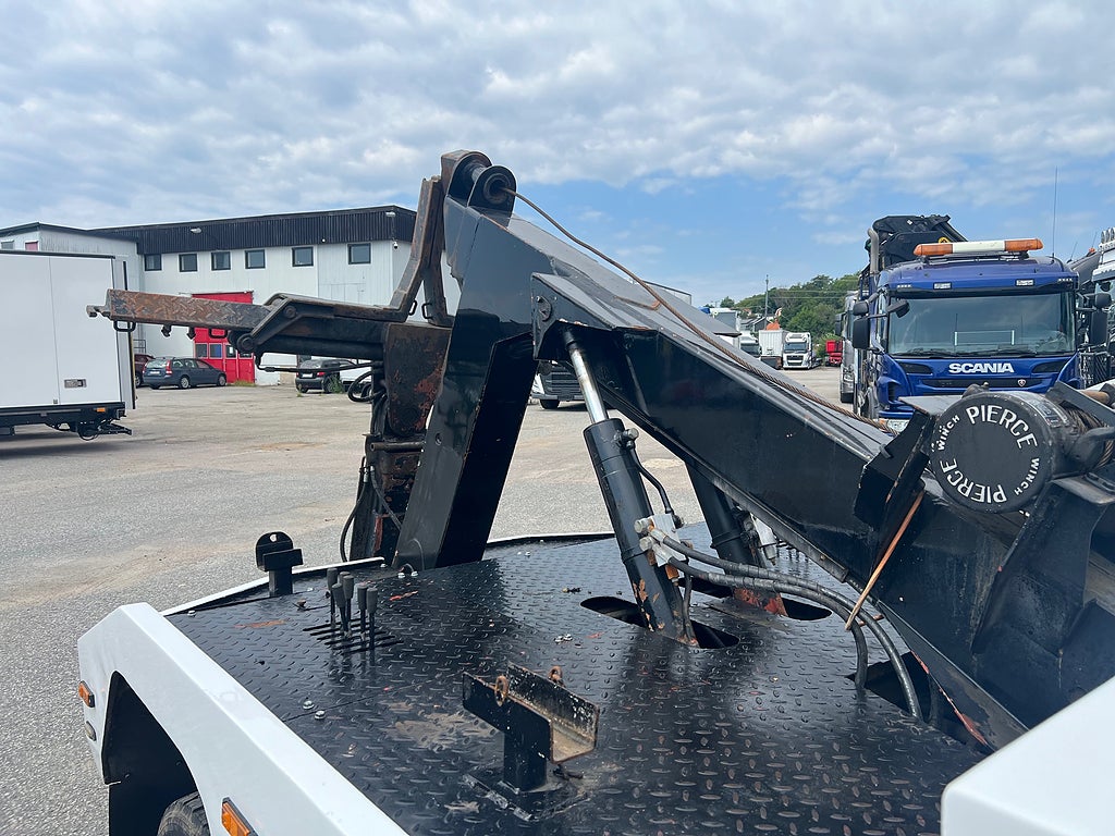 GMC SIERRA C3500 HD Garagebärgare