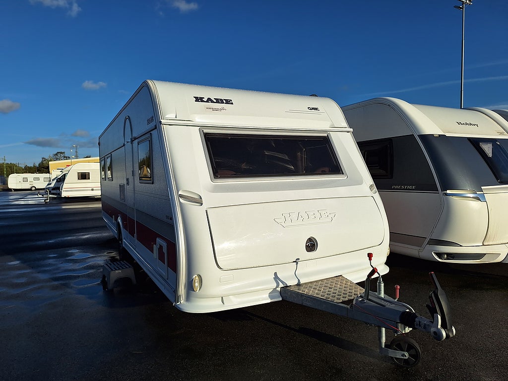 Kabe Classic 660 GDL KS Barnkammare: 3 Bäddar, Mover, AC