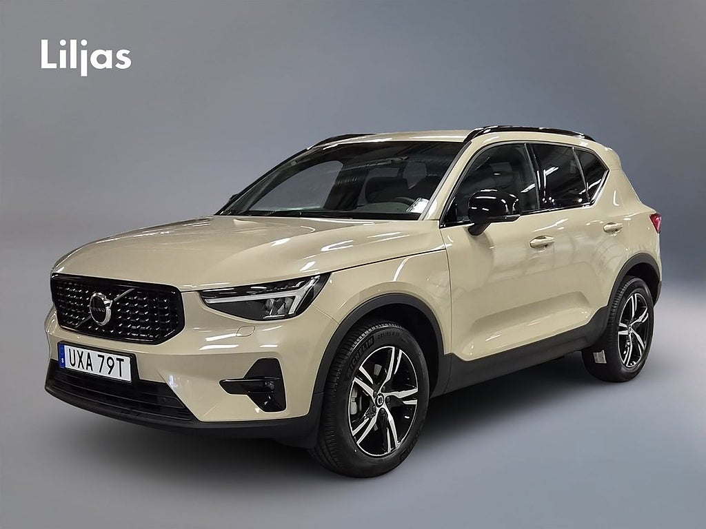 Volvo XC40 B4 FWD Bensin Plus Dark//Adaptiv Farthållare//