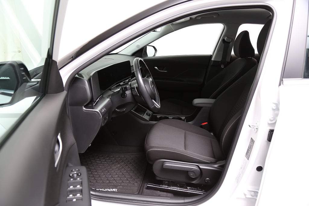 Hyundai Kona EV 48.4kWh Essential f.d Demobil Kamera Navi Värmepump