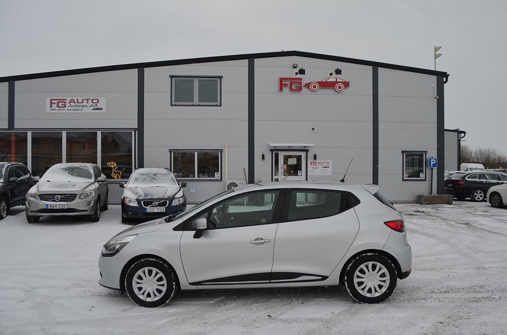 Renault Clio TCe 90 hk Dynamique Navi Euro 6 *KAMPANJRÄNTA 3.99%*