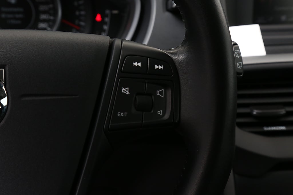 Volvo V40 T2 Business Aut Motorv Dragkrok 2017