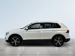 Volkswagen Tiguan 2.0 TDI 4M Cockpit/Drag/Kamera/ M&D-Värmare/S&V-Däck – bild 4