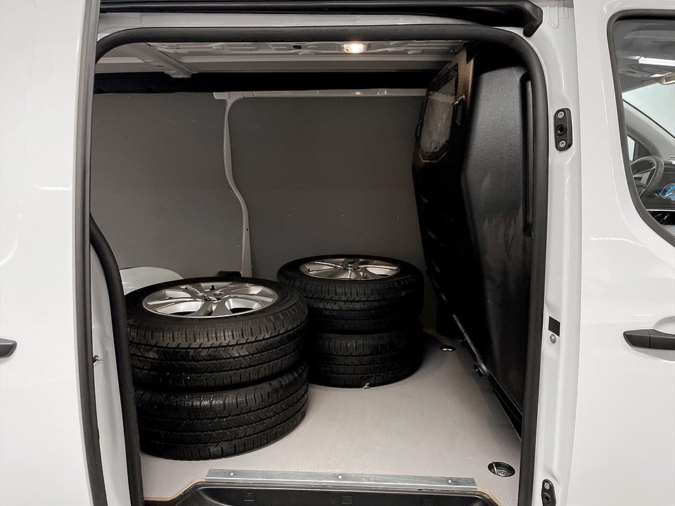 Bild på Opel Vivaro-e Business 136hk 75kWh Aut L2 -B-KAMERA,EN ÄGARE