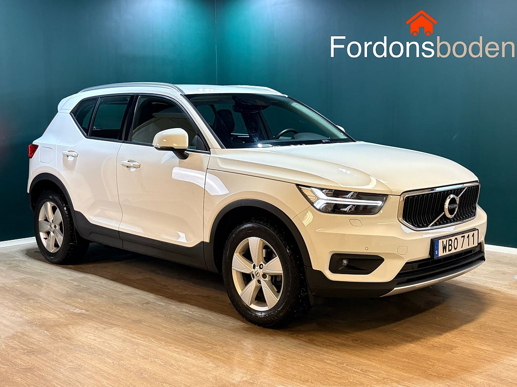 Volvo XC40 T3 Momentum B-Kamera Rattvärme Drag VOC 163hk