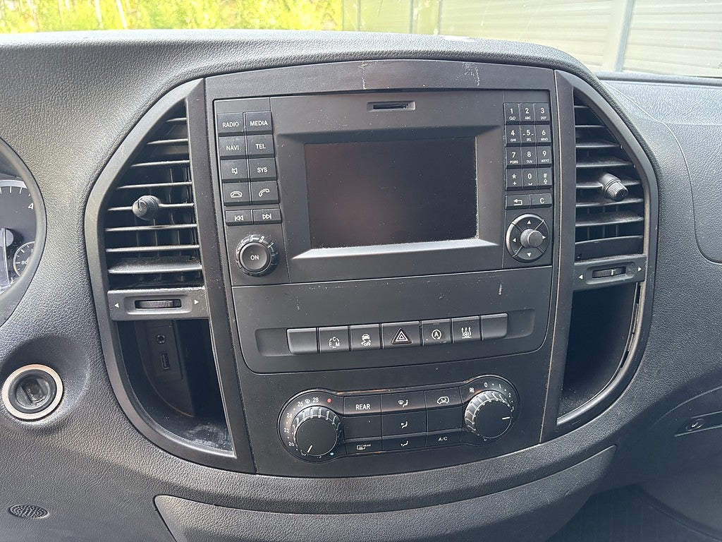 Mercedes-Benz Vito Tourer 116 CDI 3.1t 7G-Tronic Plus 9-Sits Drag Navi