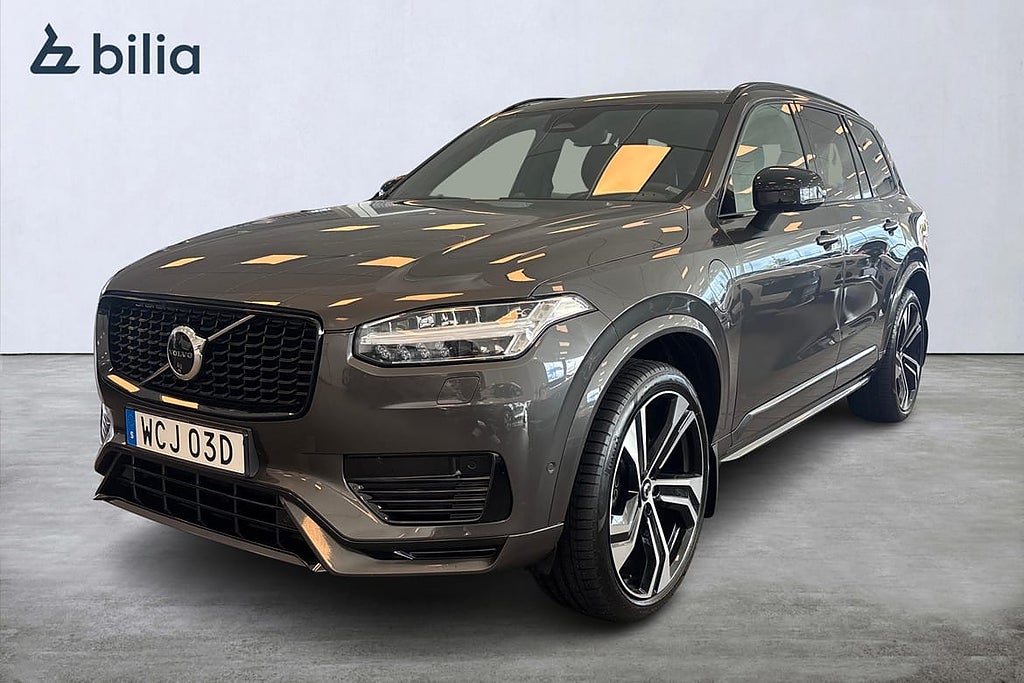 Volvo XC90 Recharge T8 Ultimate Dark Edition.