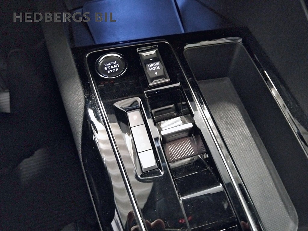 Peugeot 3008 HYBRID 225 EAT ACTIVE PACK thumbnail