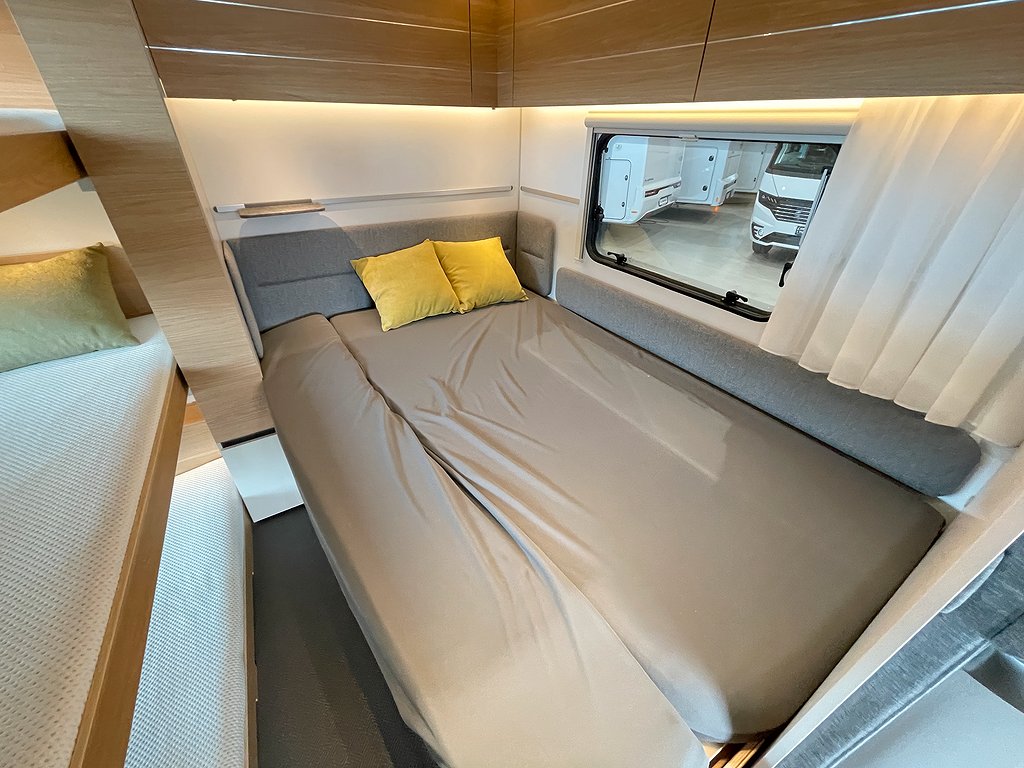Adria Adora 593 UK /ALDE / Barnkammare / 3-våning / 7 bäddar - Adria