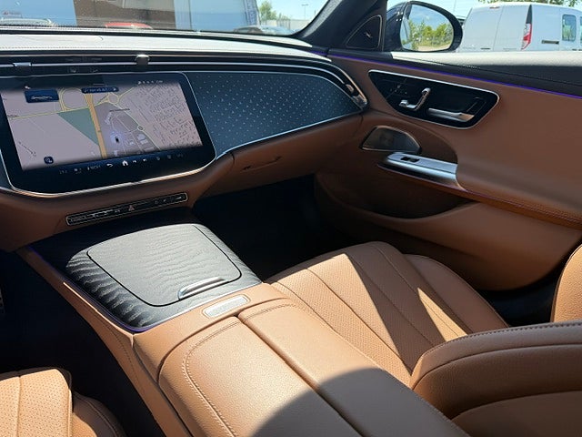 Mercedes-Benz E 300 e Kombi / AMG Line Premium / Panorama