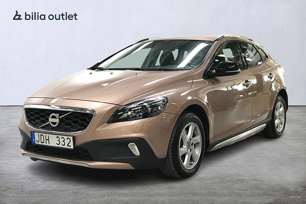 Volvo V40 Cross Country D3 Momentum 150hk Navi Drag Backkamera
