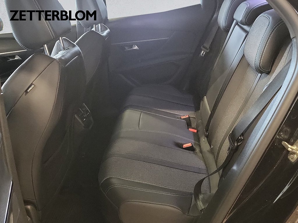 SUV Peugeot 3008 9 av 13