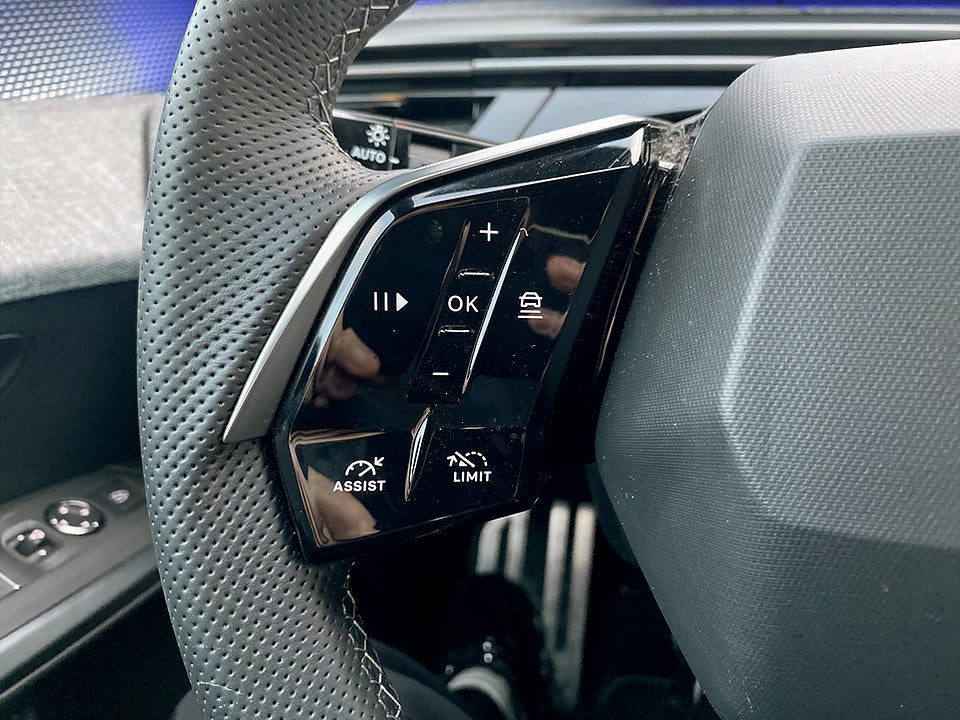 Bild på Peugeot 3008 GT Hybrid 145hk Aut - B-KAMERA, EN ÄGARE