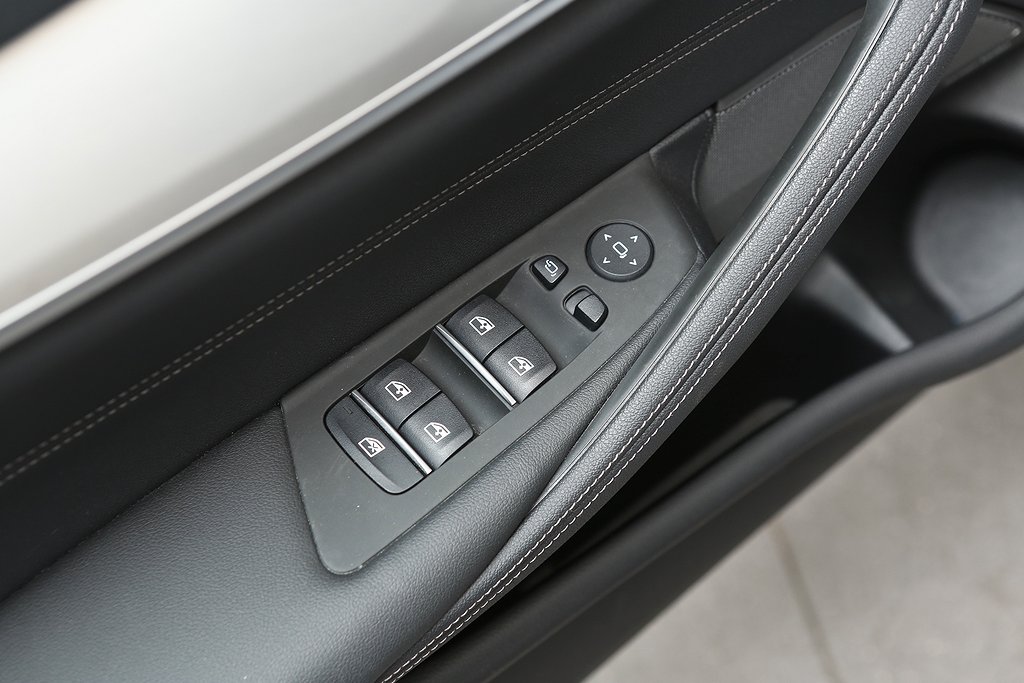 BMW 530e xDrive Plug-in 292hk Touring M Sport Aut H/K Drag 2023
