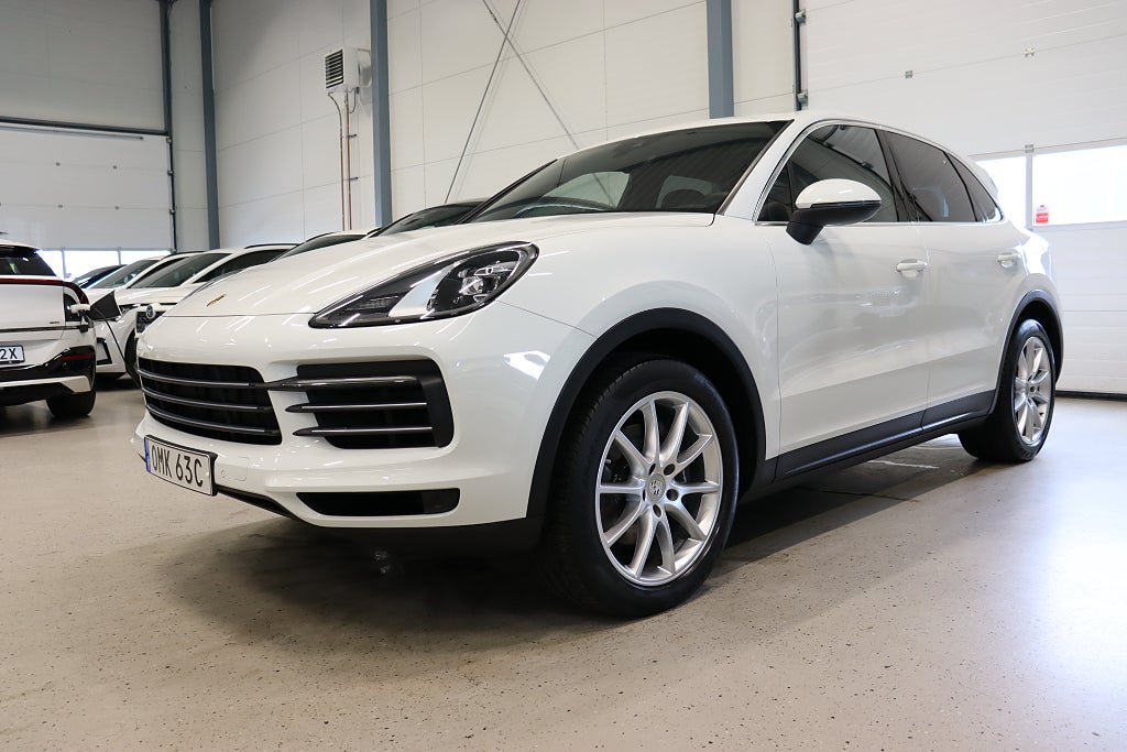 Porsche Cayenne AWD Backkamera Panorama Drag Luftfjädring Läder 340hk
