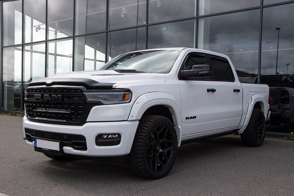 Dodge RAM 1500 Limited Night OFF-ROAD Edition / LÅG SKATT!