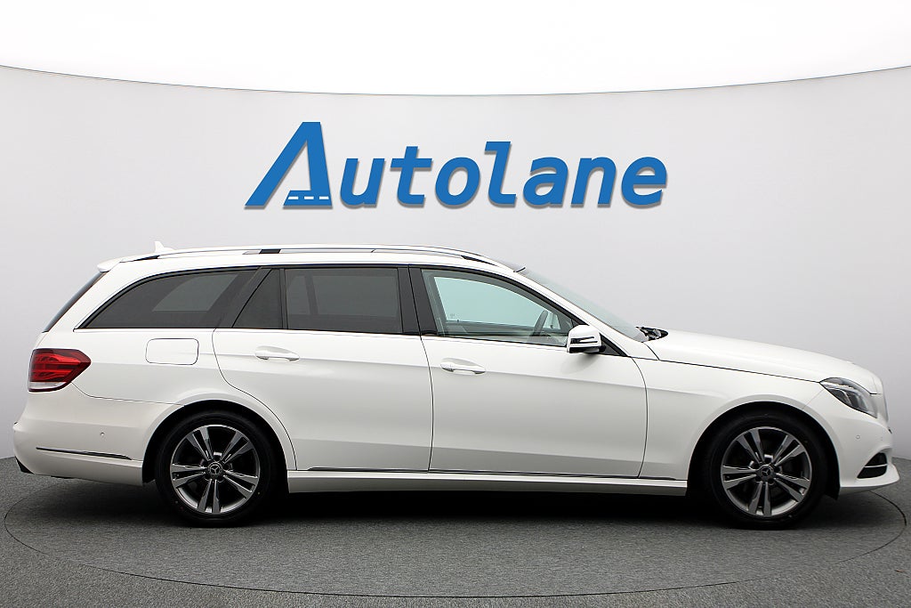 Mercedes-Benz E 220 T BlueTEC 4MATIC 7G Pano,H/K,Värmare,Kamera,Drag