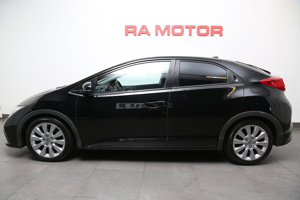 Honda Civic 1,8 i-VTEC 141hk Sport 5D Navi Kamera 2013