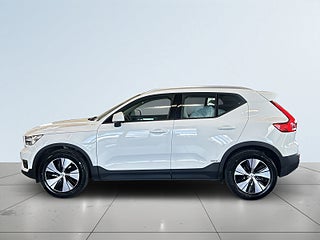 Volvo XC40 T3 Momentum Advanced S&V-hjul/360/Keyless/Carplay/Navi – bild 4