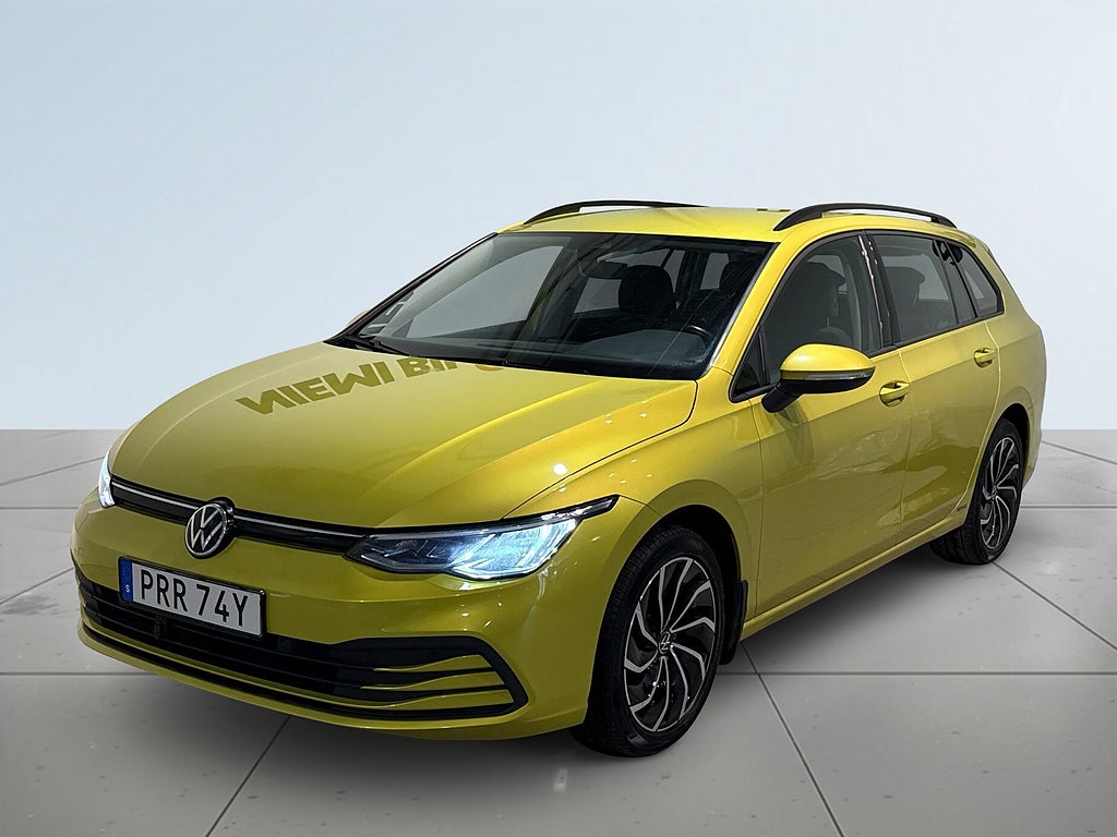 Volkswagen Golf Sportscombi 1.5 eTSI ACT Cockpit Drag Kamera S/V-hjul